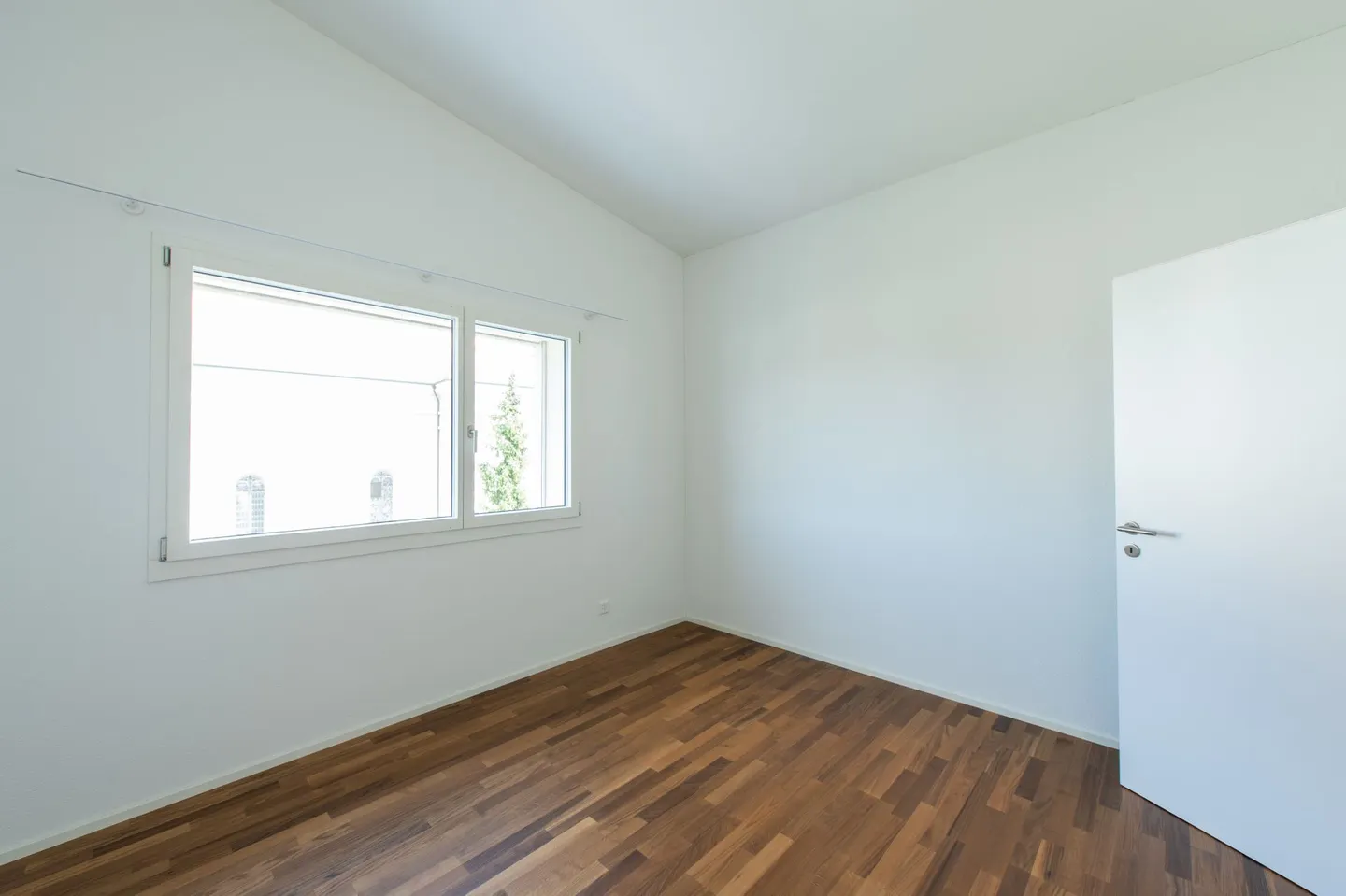 In the Heart of Schötz - Modern 4.5 Room Apartment - Photo 11 of 14