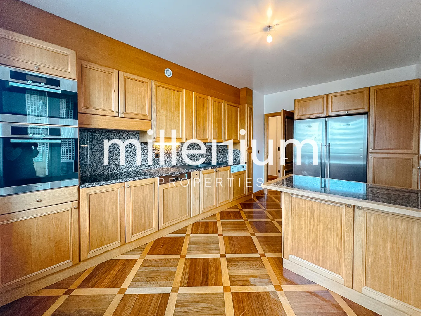 Appartement extraordinaire en face du Rhin - Photo 8 sur 13