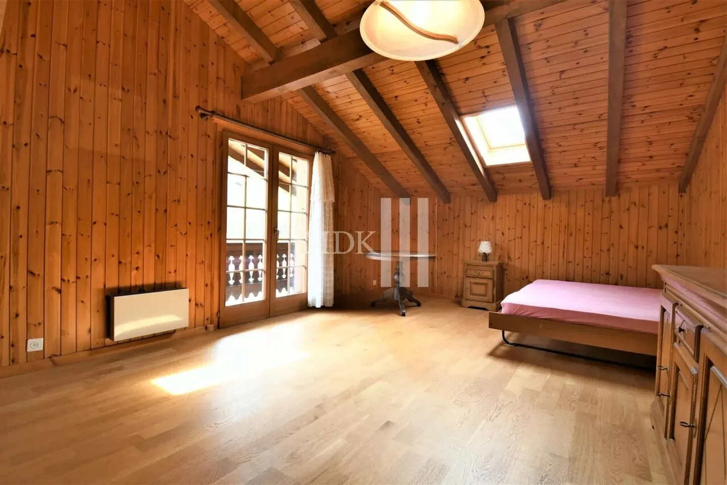 Bellissimo chalet in vendita nel centro del villaggio - Foto 10 di 13
