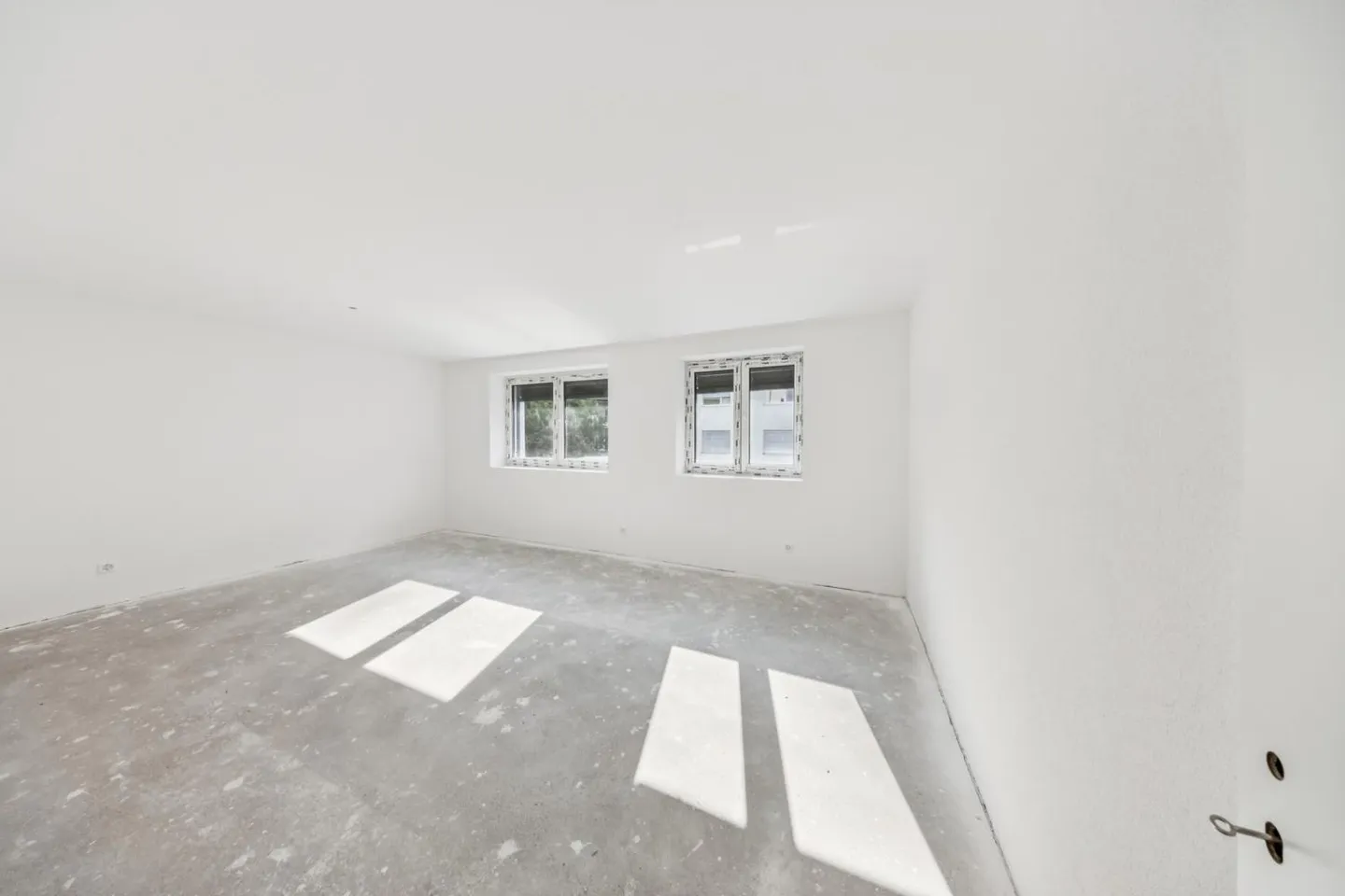 Magnifico appartamento di 3,5 stanze con spaziosa terrazza soleggiata - Foto 5 di 9