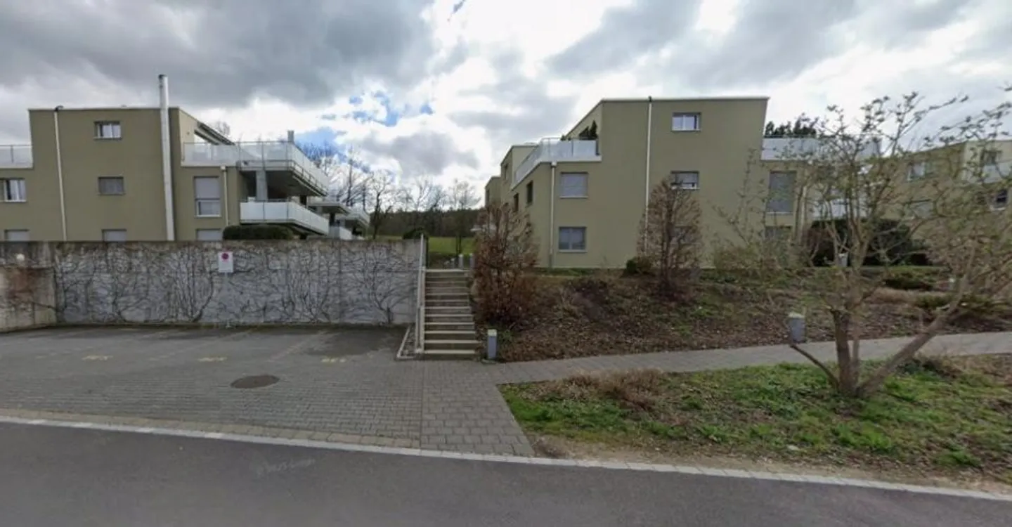 Moderno appartamento attico con grande terrazza in affitto - Foto 1 di 10