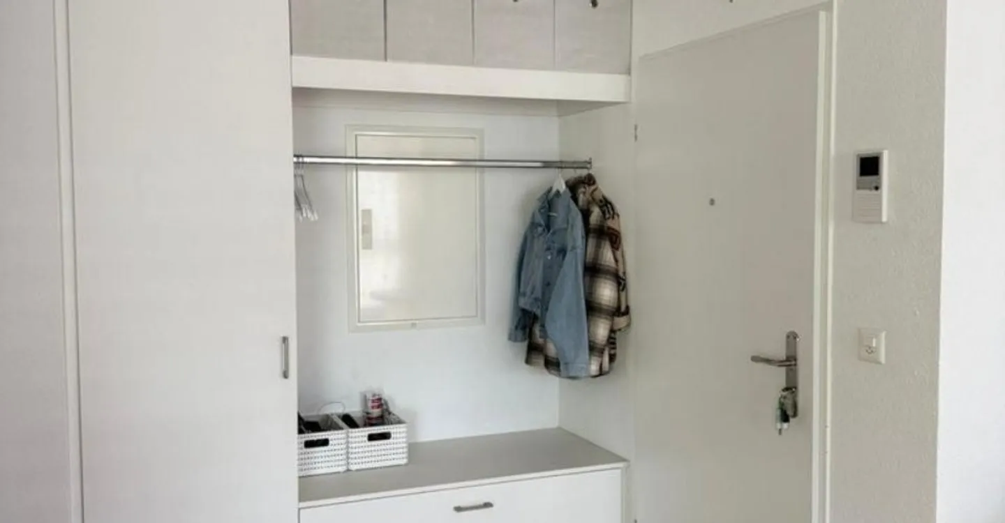 Moderno appartamento attico con grande terrazza in affitto - Foto 9 di 10