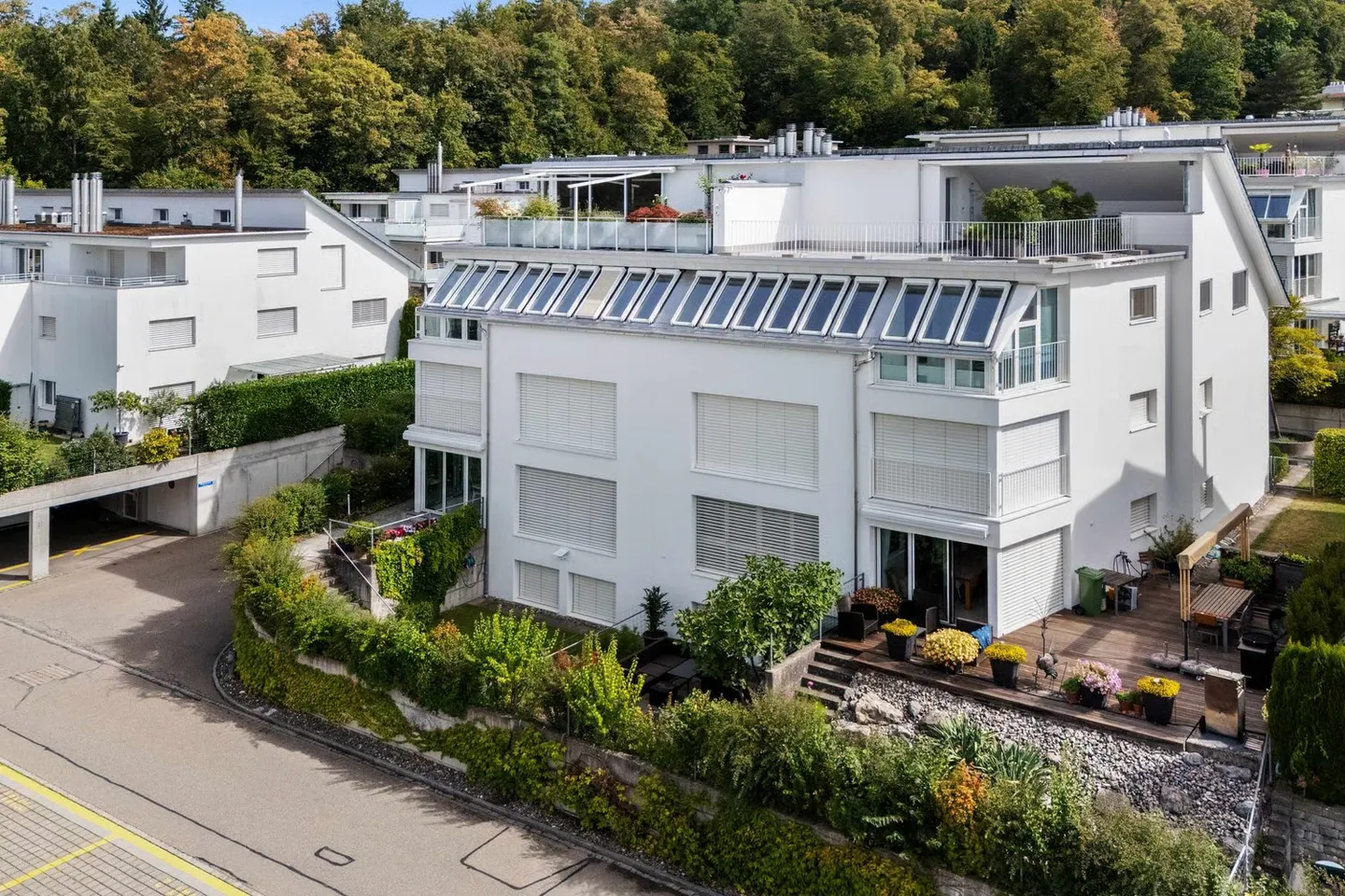 Maisonette Attico di 4,5 stanze - circondata dal verde, coronata dalla luce a Uitikon - Foto 5 di 6