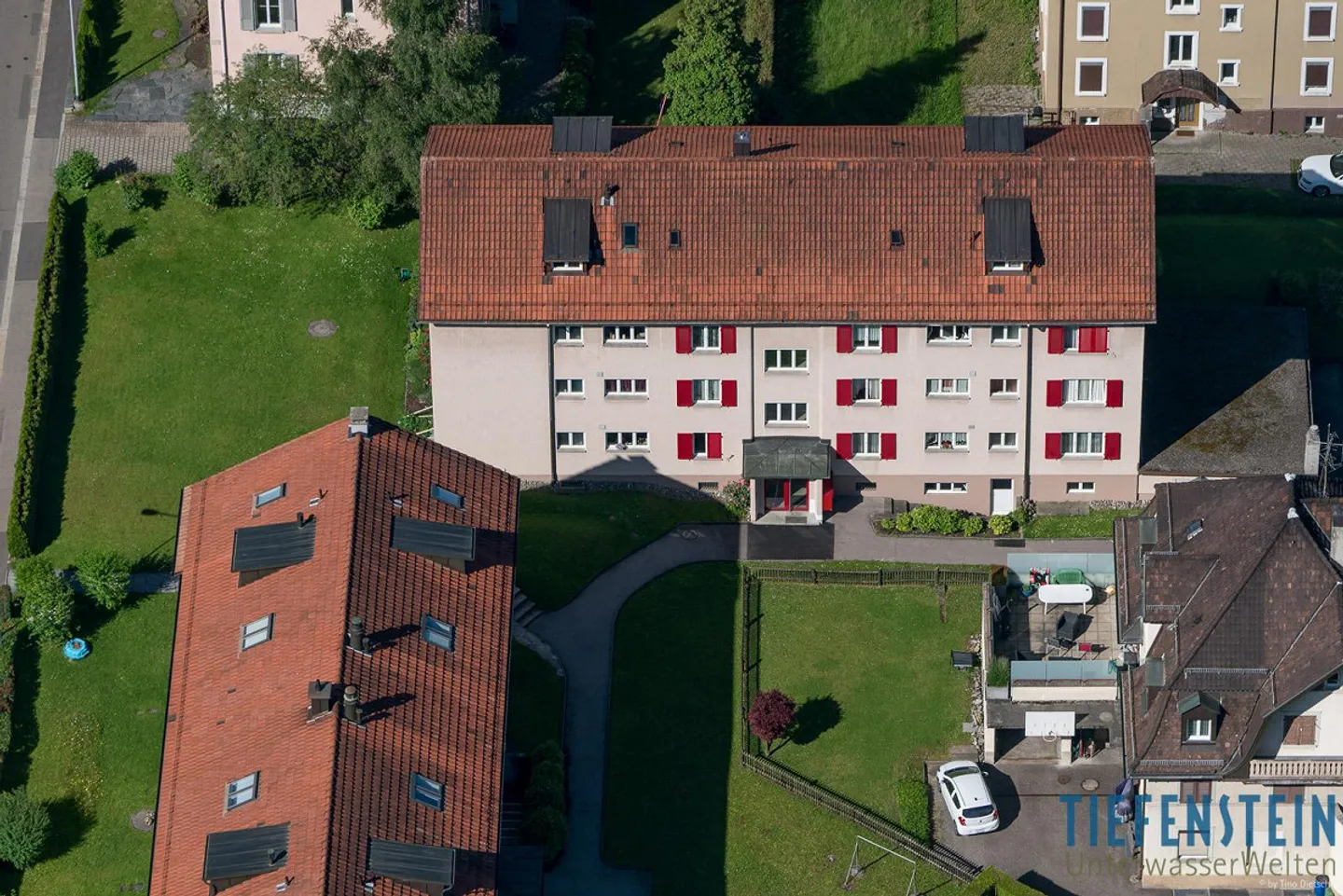 Piccolo, fine e accogliente appartamento con 2 stanze e terrazza - Foto 1 di 9