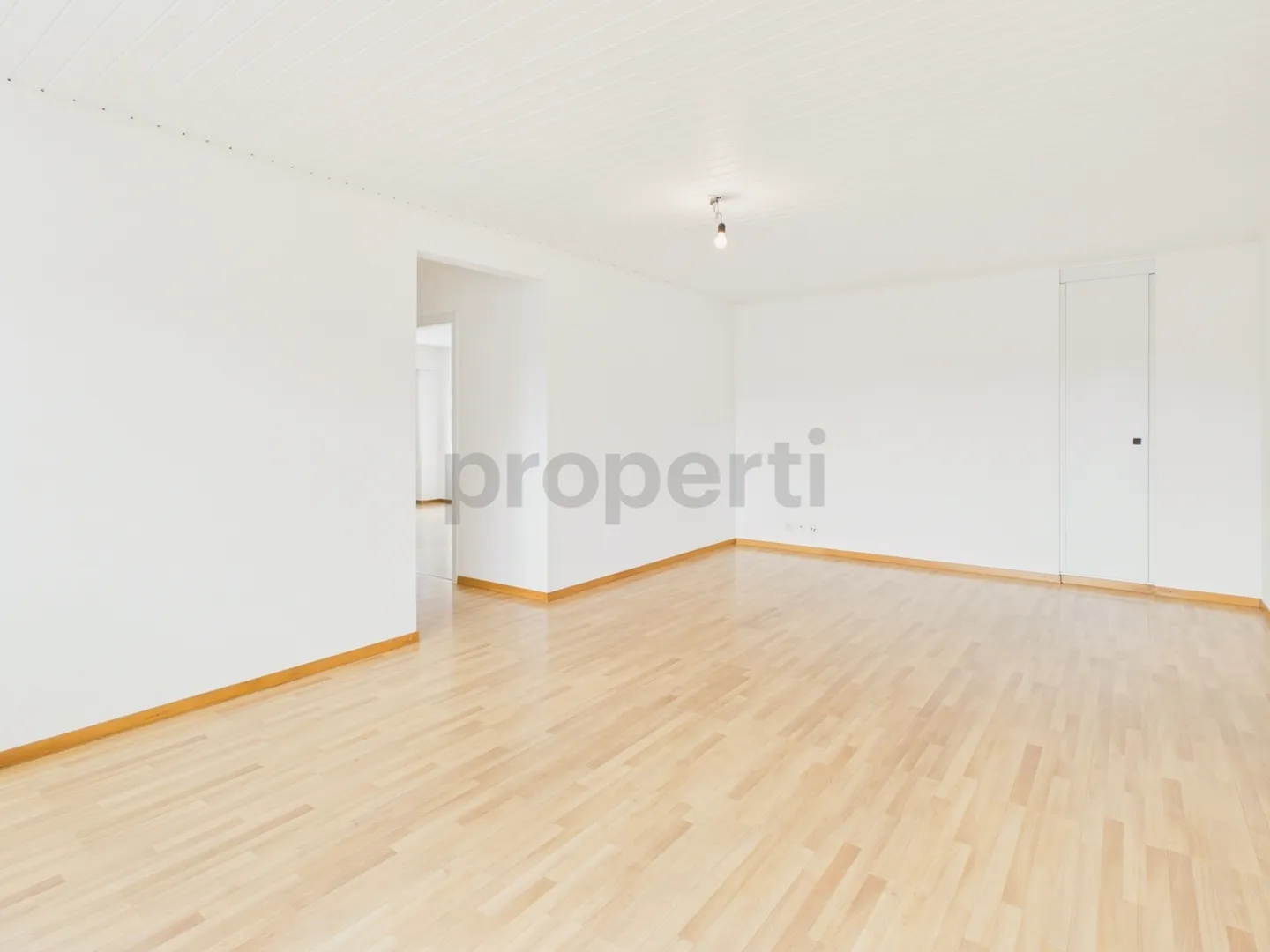 Appartement spacieux de 4,5 pièces avec balcon, Bätterkinden - Photo 5 sur 13