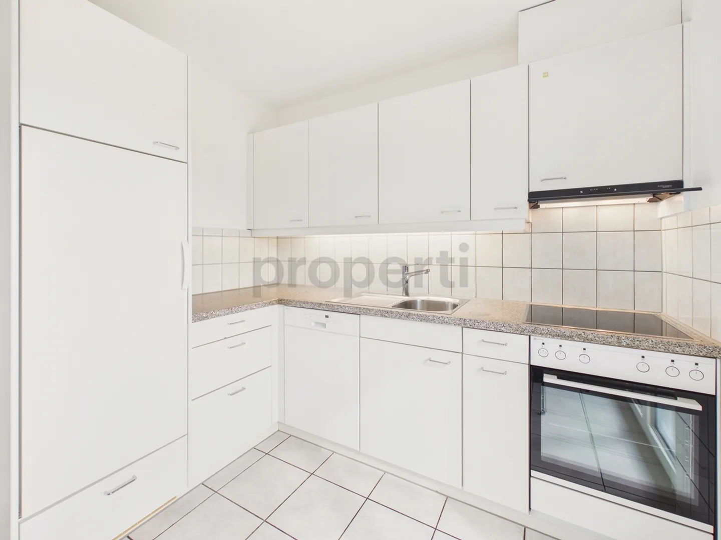 Appartement spacieux de 4,5 pièces avec balcon, Bätterkinden - Photo 6 sur 13