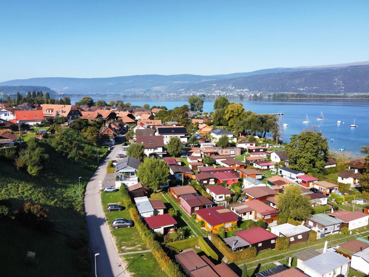 Grundstück mit direkter Seesicht und Überbauungspotential - Foto 11 von 11