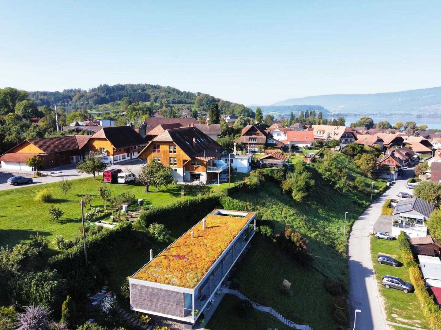 Grundstück mit direkter Seesicht und Überbauungspotential - Foto 10 von 11