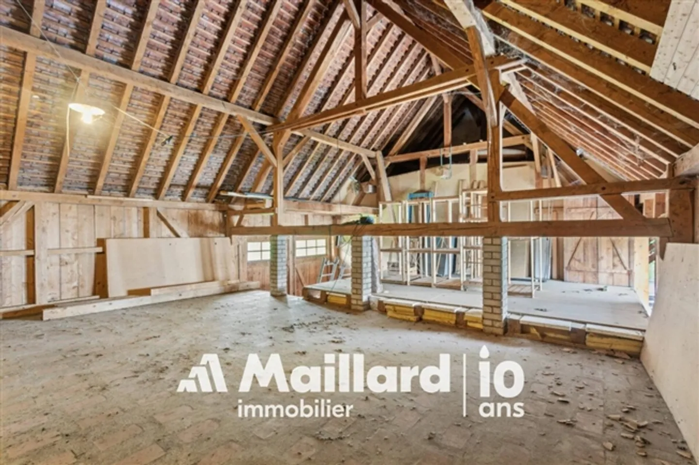 Maison individuelle avec potentiel de rénovation - Photo 11 sur 13