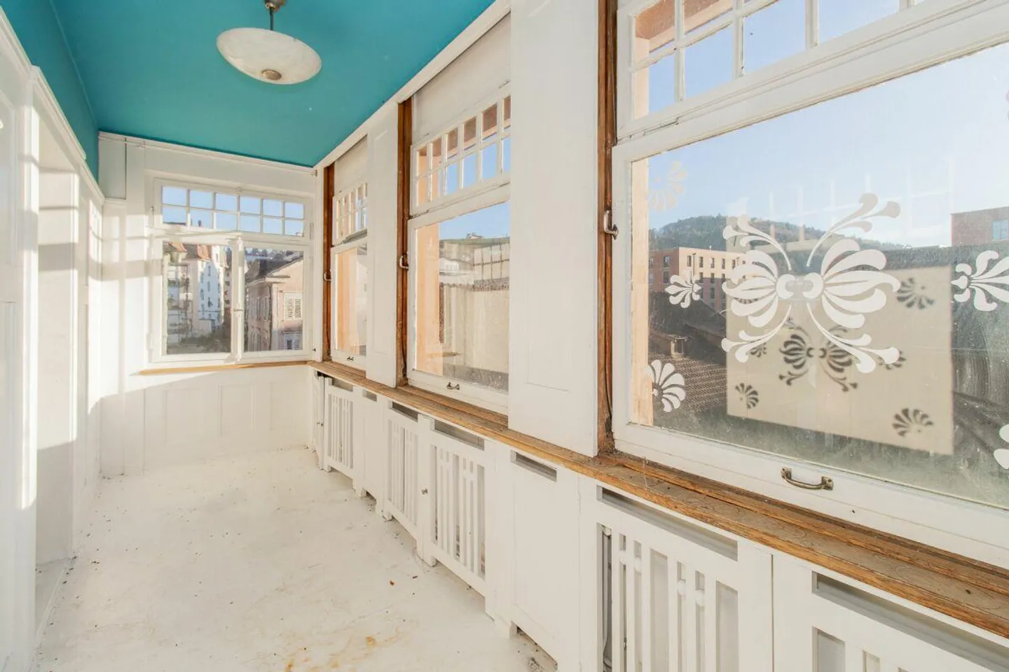 Villa urbaine élégante de 15,5 pièces dans un emplacement privilégié en bord de parc - Photo 12 sur 12