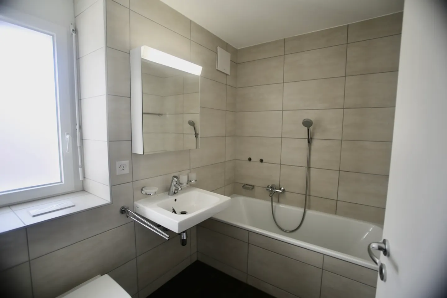 Casa Bifamiliare Moderna con Vista - Foto 10 di 18