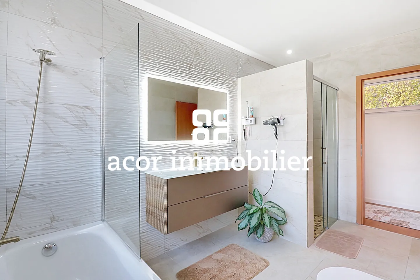 Lucens - Geräumiges Haus mit 4.5 Zimmern + separatem Zimmer - Foto 4 von 5