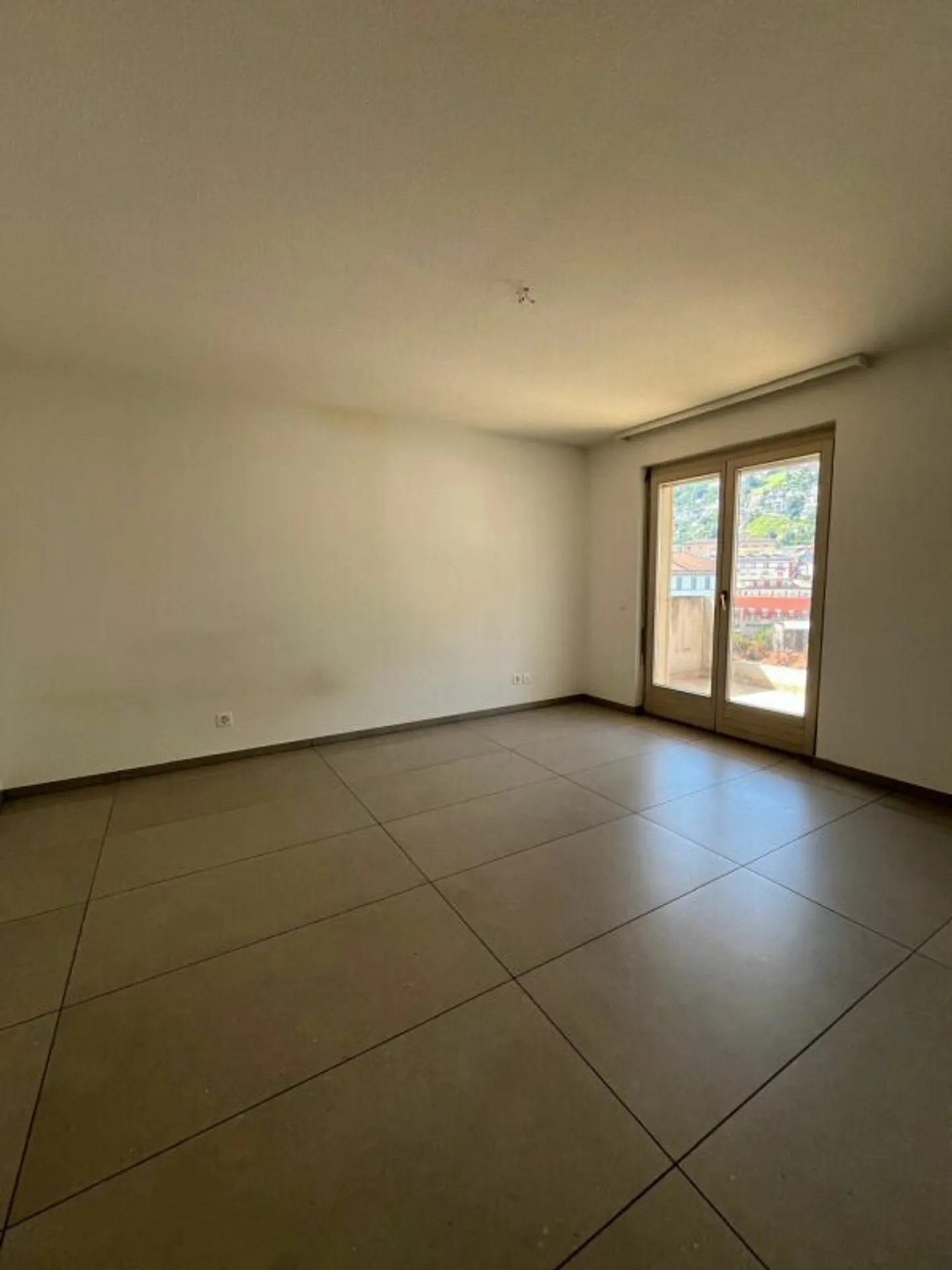 Appartamento con 3,5 stanze a Locarno ristrutturato - Foto 4 di 7