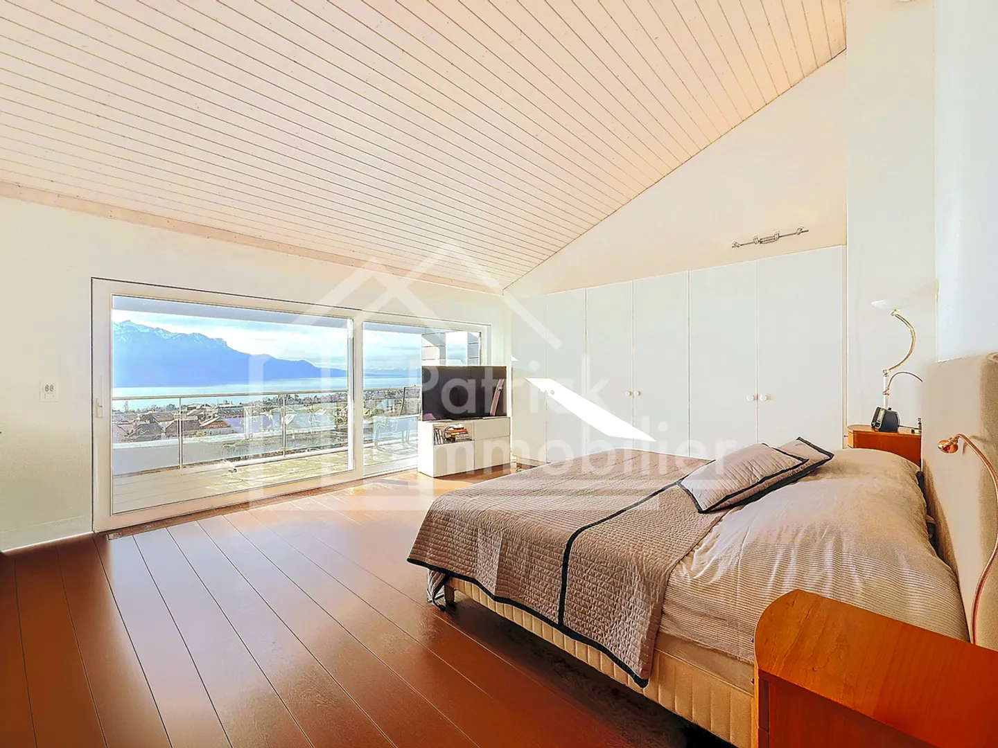 Villa bifamiliare 7.5 camere con vista lago sublime, luce e raffinatezza - Foto 7 di 13