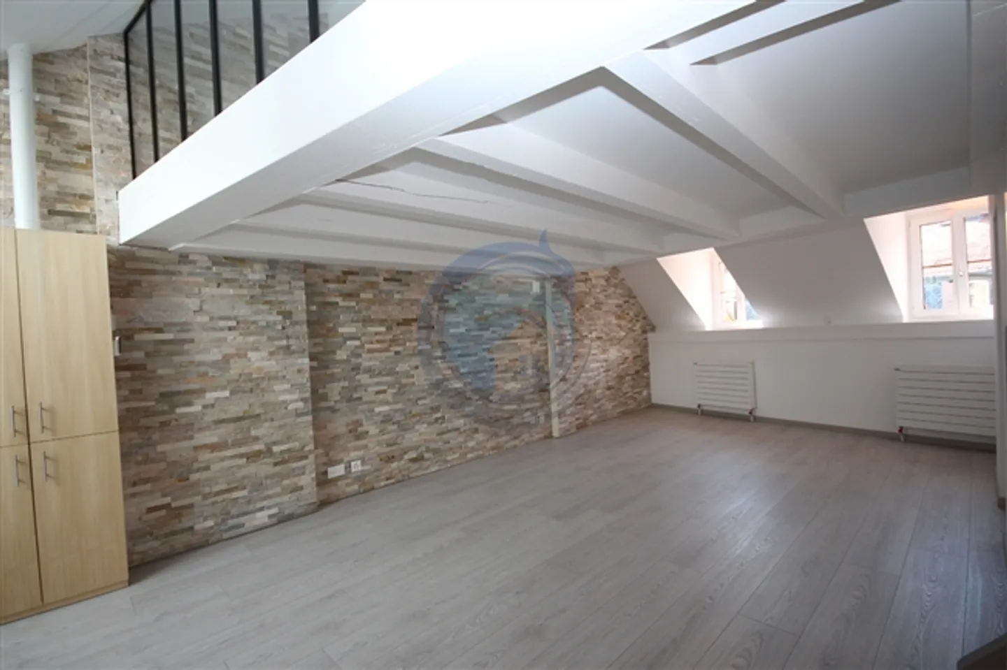 3.5-ROOM MAISONETTE APARTMENT IN THE HEART OF VEVEY'S OLD TOWN - Photo 5 of 12