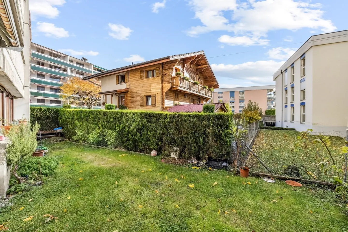 Appartement spacieux avec jardin - Photo 4 sur 12