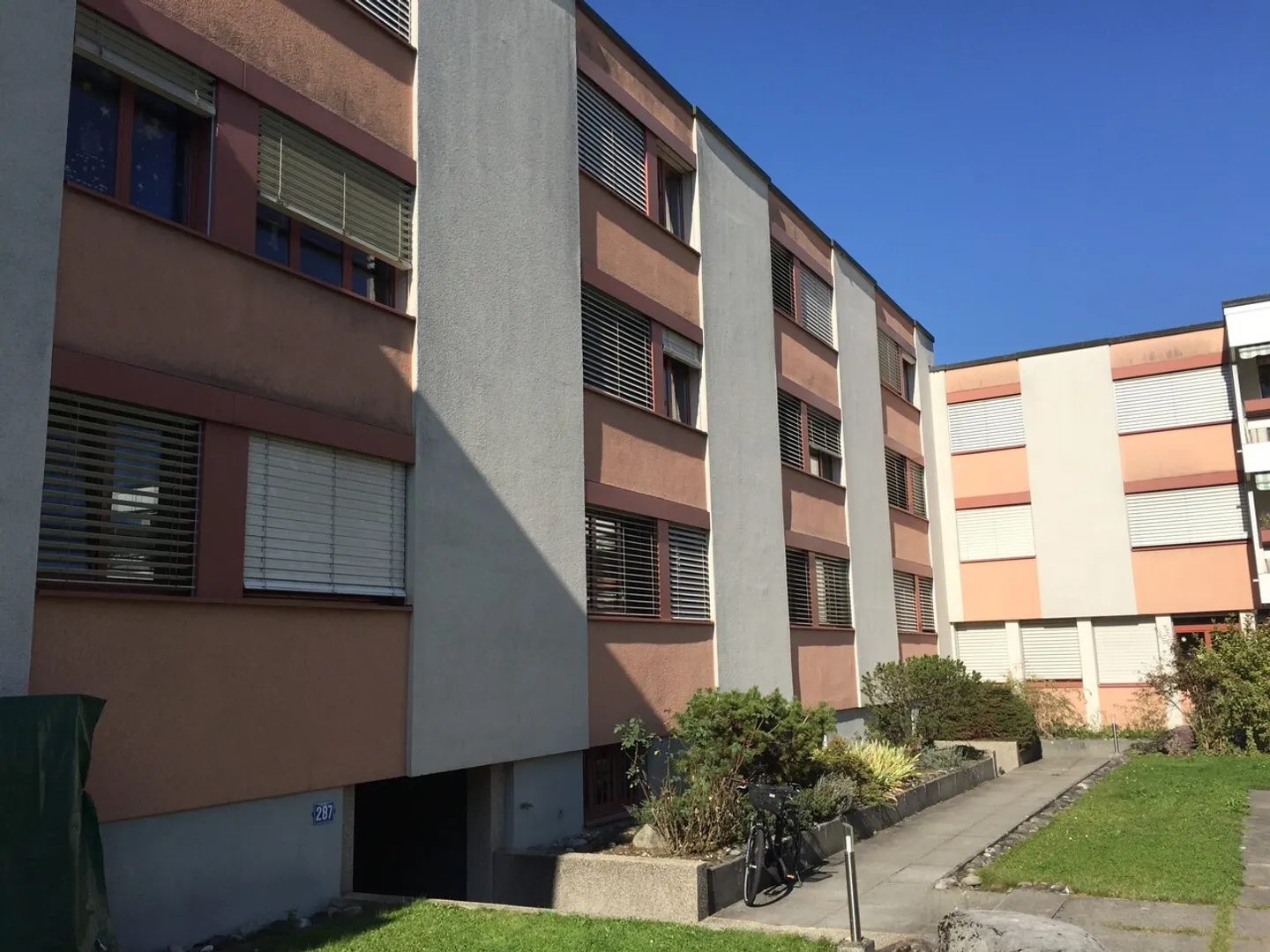 Einstellhallenplatz in Zürich - Foto 1 von 4