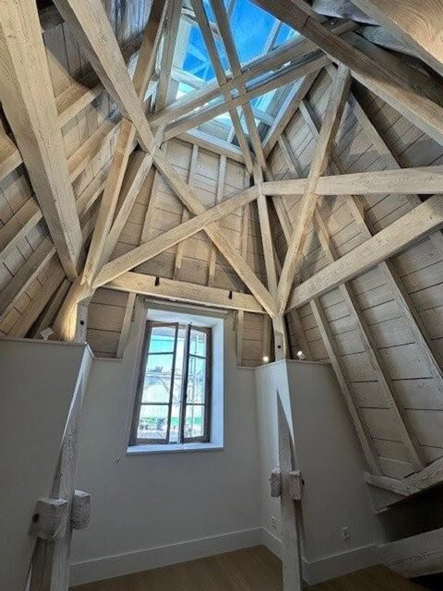 Be the first tenants of this unique 3.5-room apartment under the train station hall! - Photo 5 of 11