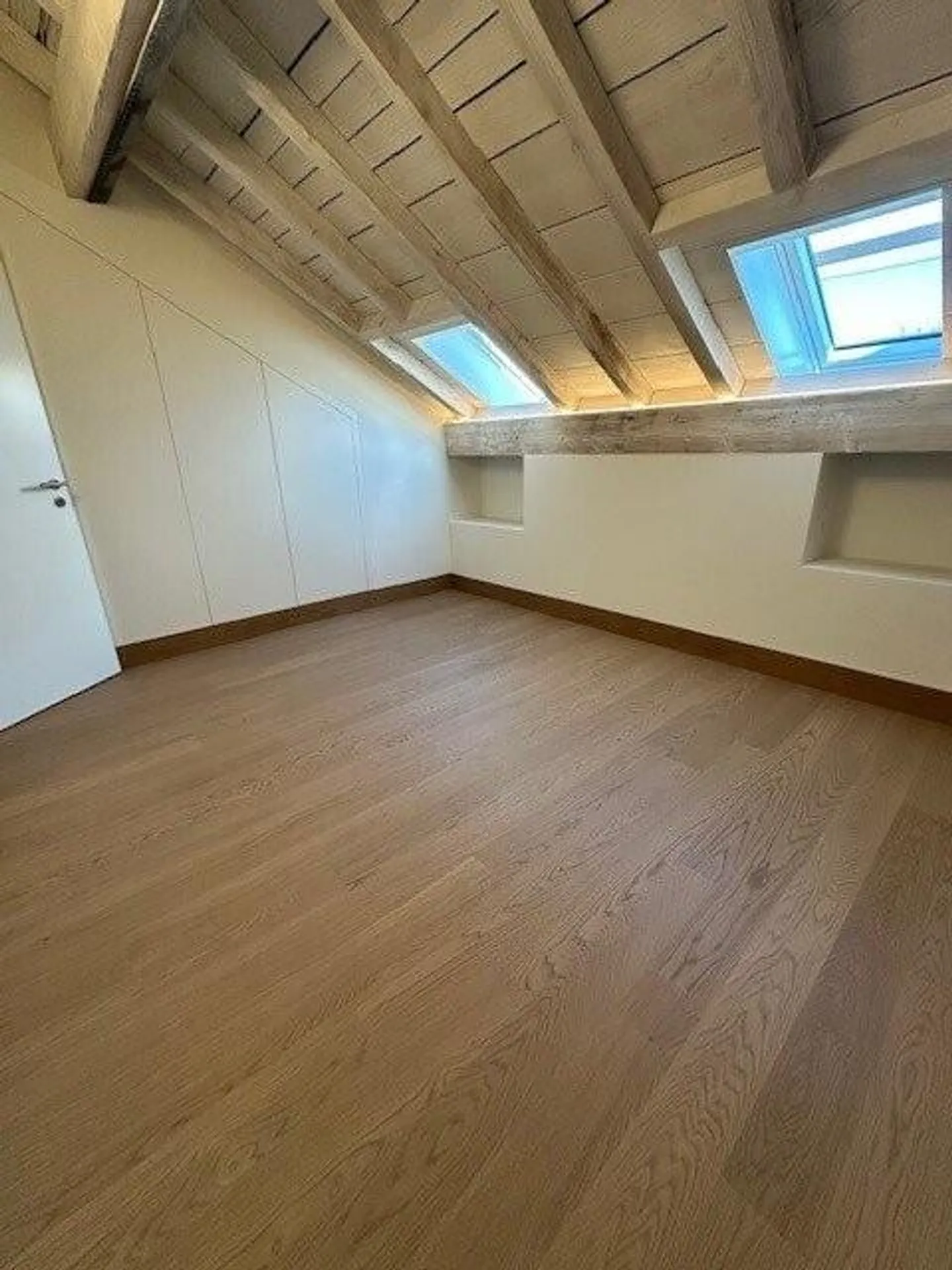 Be the first tenants of this unique 3.5-room apartment under the train station hall! - Photo 9 of 11