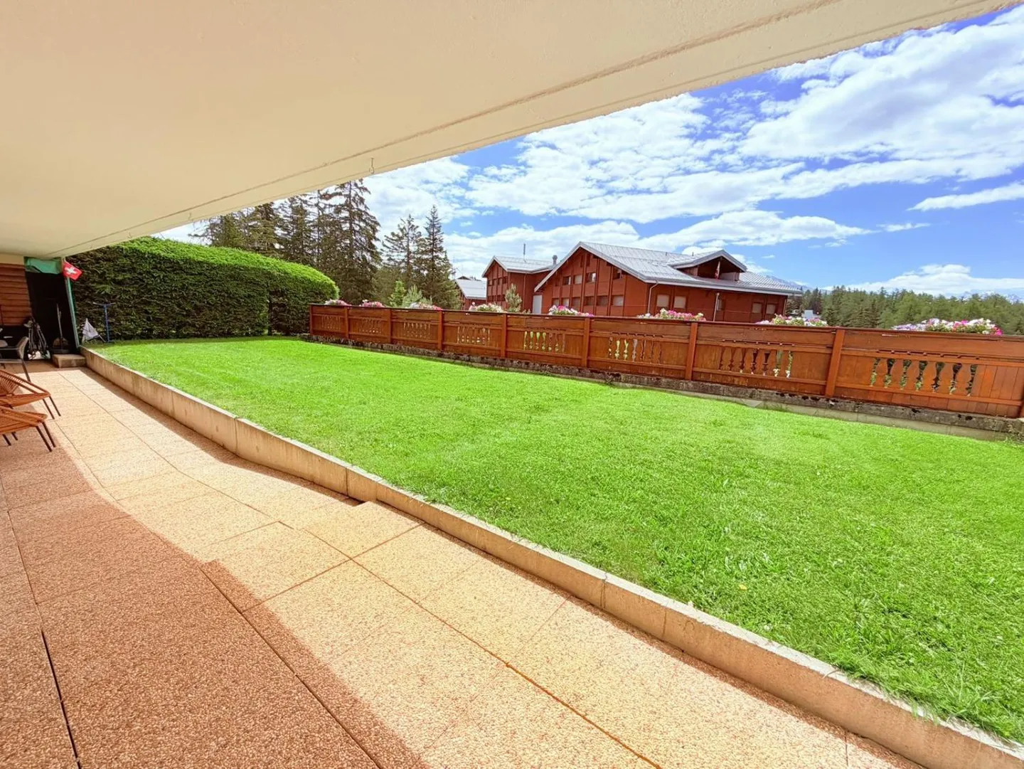 Magnifico appartamento di 3,5 stanze completamente ristrutturato - Spazioso e luminoso - Posizione tranquilla - Ben posizionato - Bella vista - Foto 17 di 19