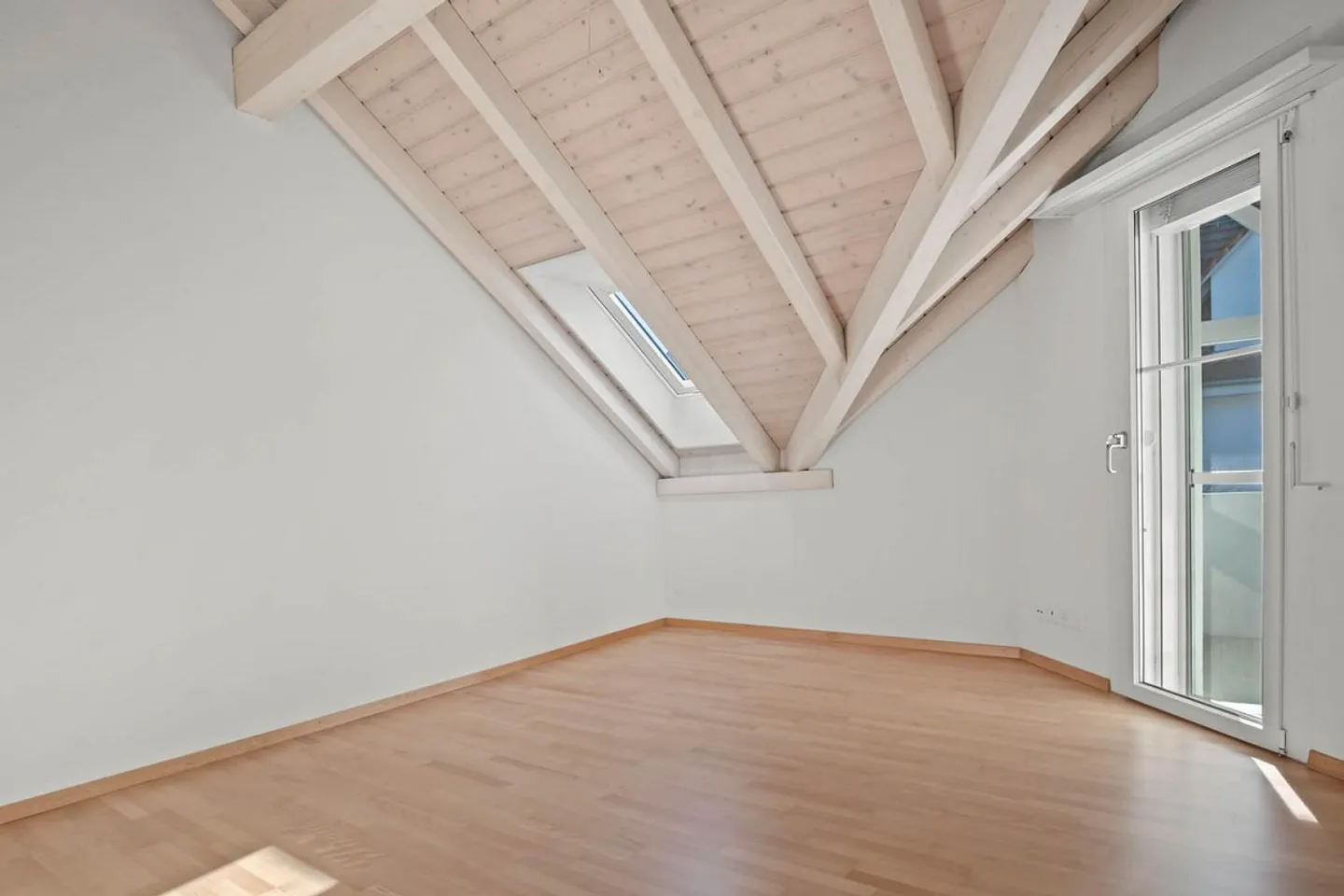 Spacious, renovated 6.5-room single-family house, one-sided attached... - Photo 13 of 13