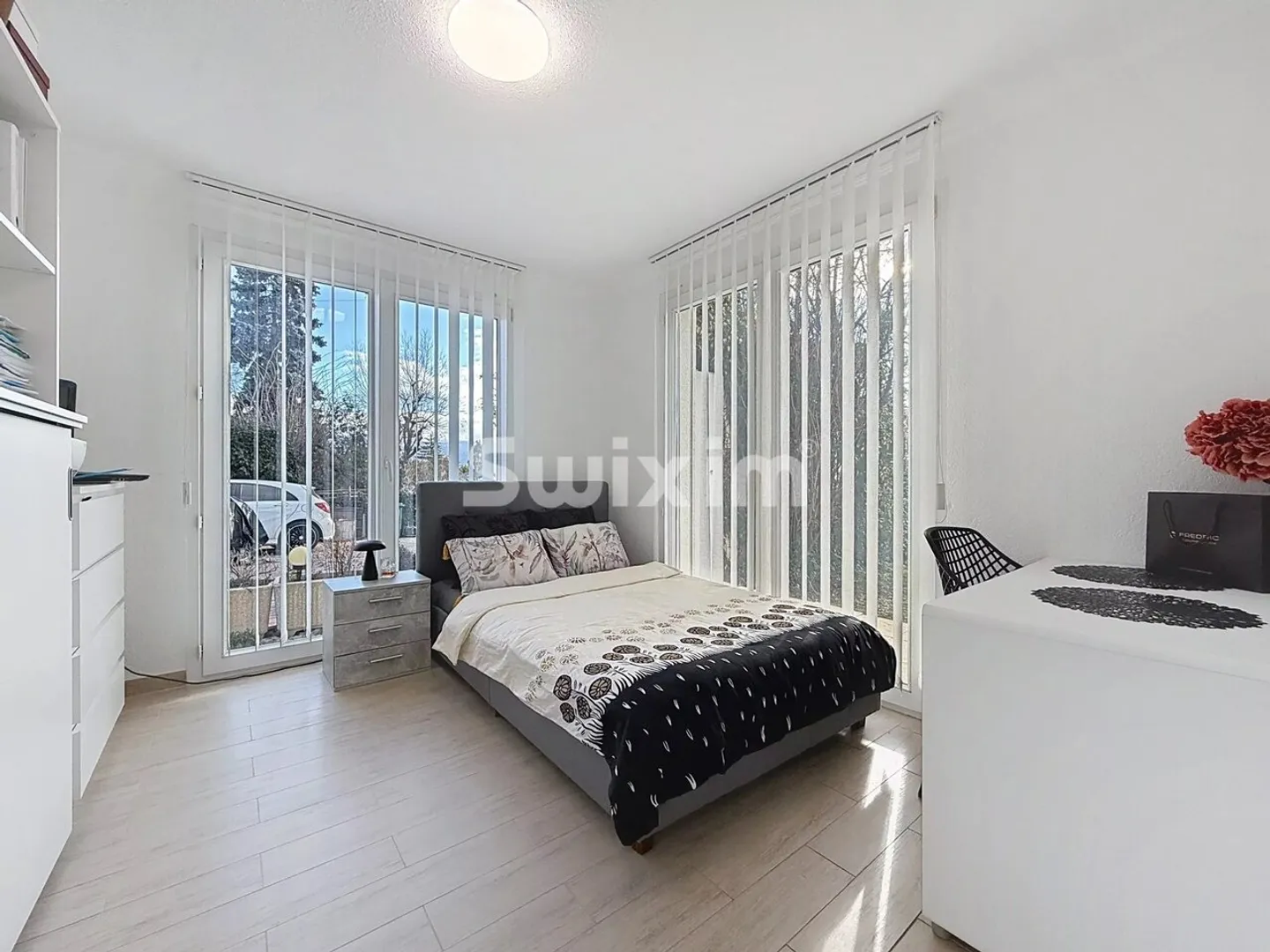 Charming Detached House with Pool - Photo 9 of 13