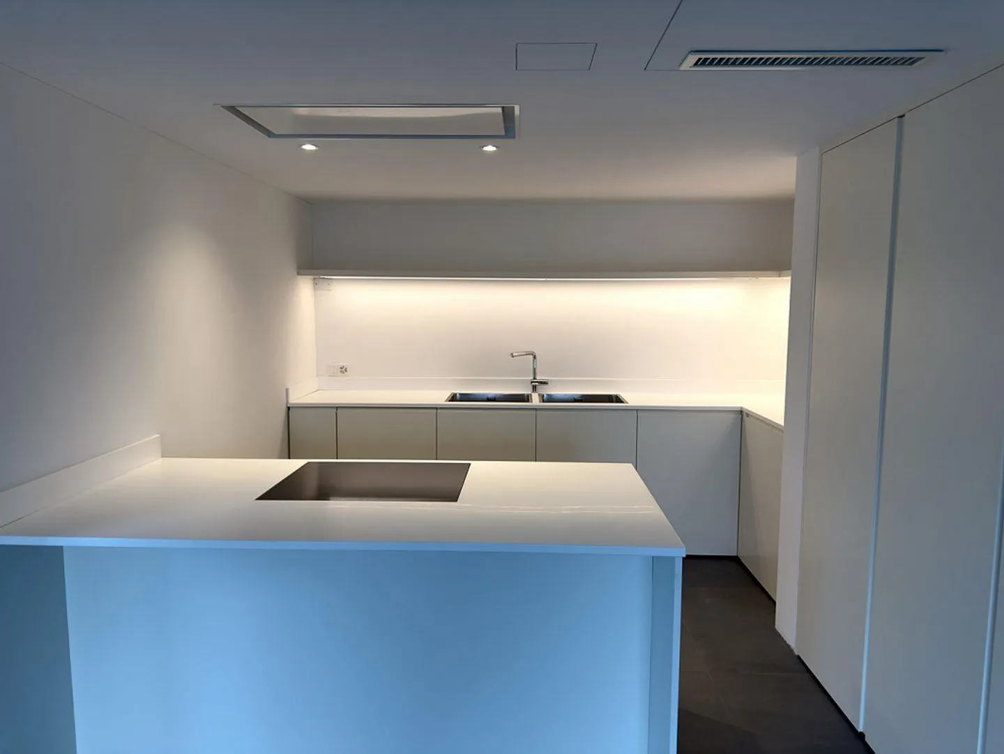 Appartement spacieux 1 chambre avec terrasse dans une nouvelle résidence suisse ... - Photo 1 sur 12