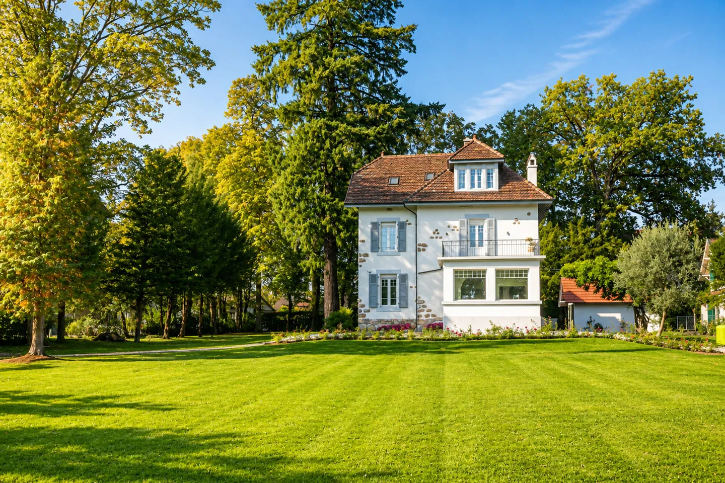 Prestigious Property in Genthod - Photo 2 of 12