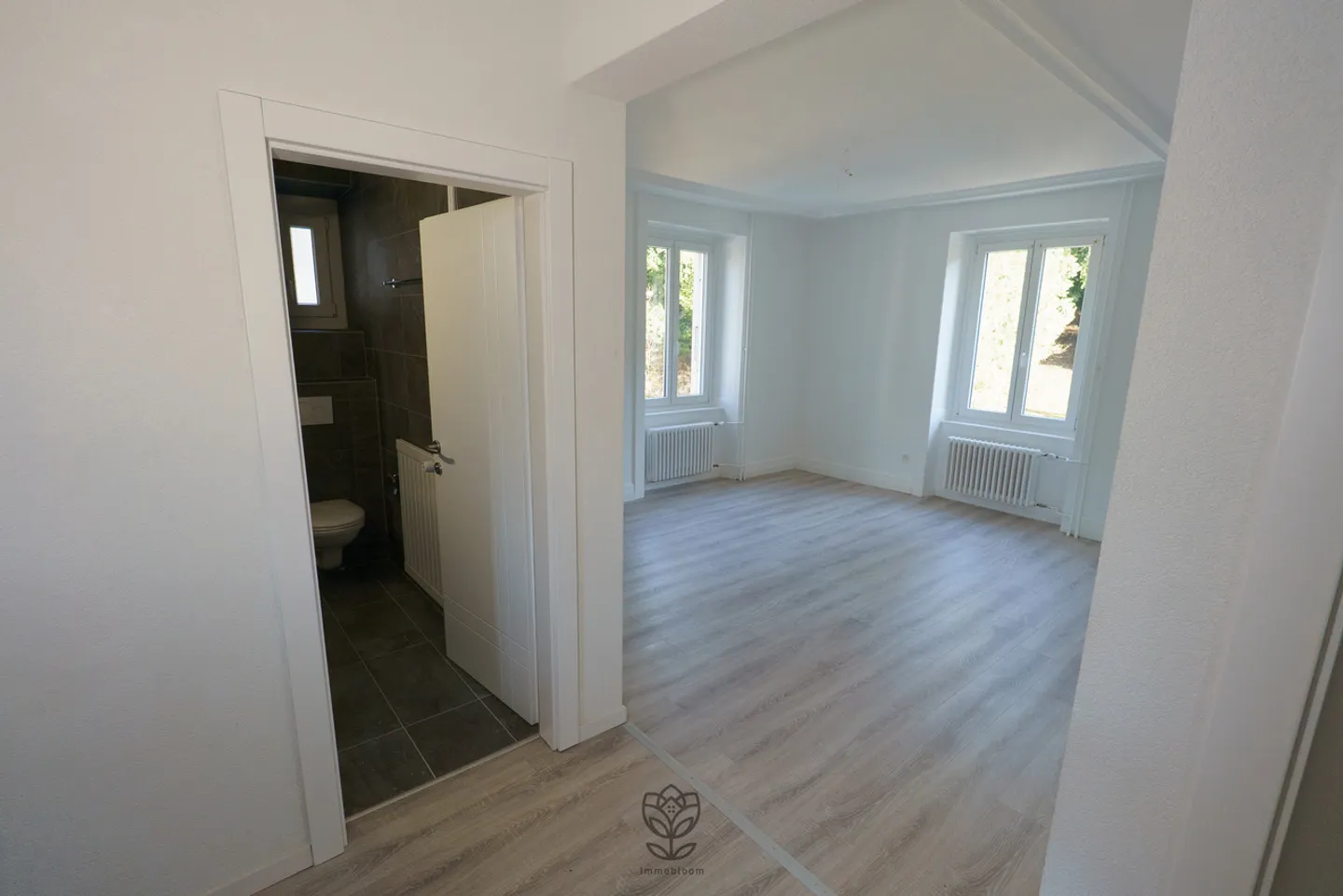 Savory Experience in Le Locle - Renovated Apartment with Taste - Photo 7 of 14