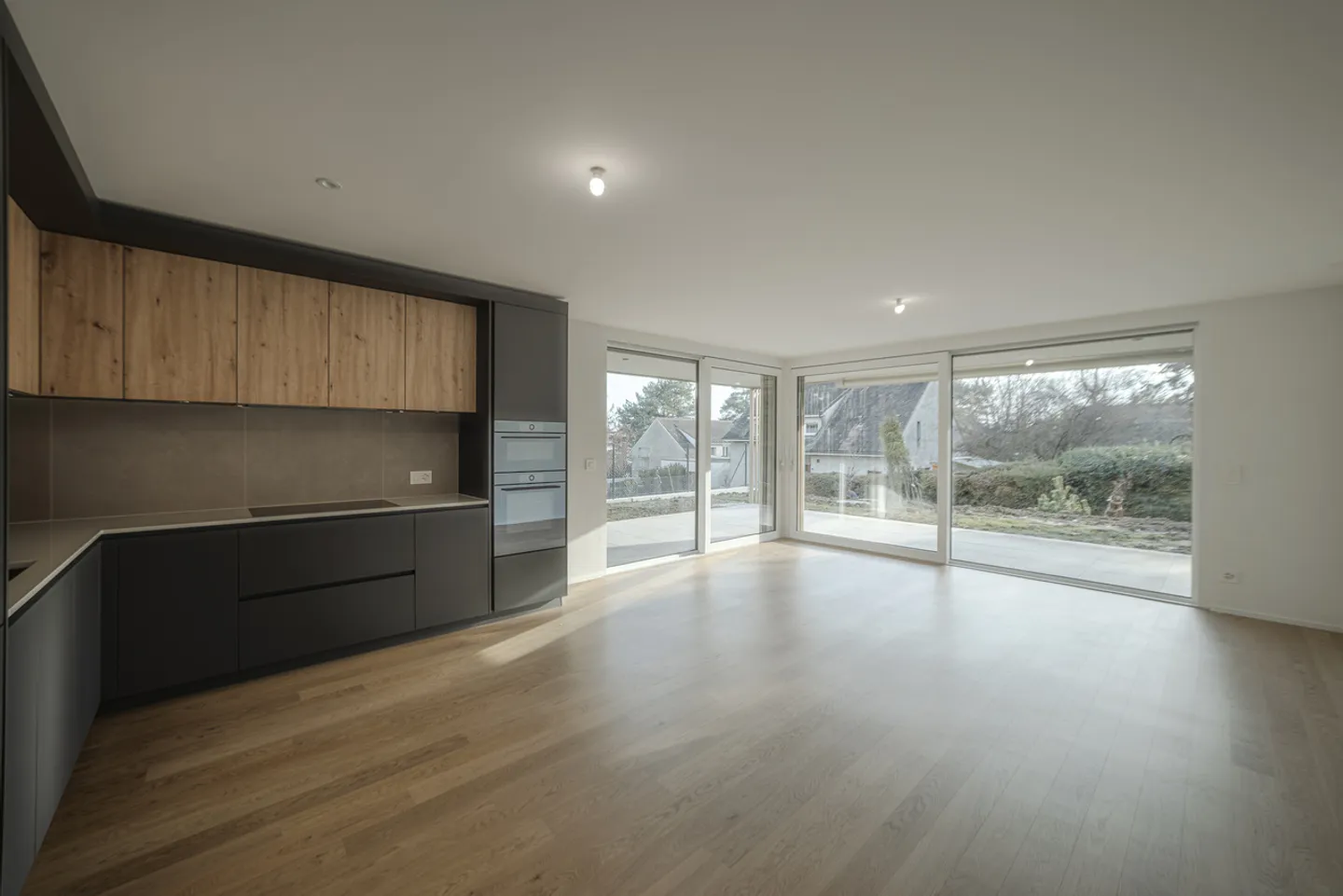 Schönes 3,5-Zimmer-Neubau mit Terrasse und Garten sofort verfügbar! - Foto 1 von 8