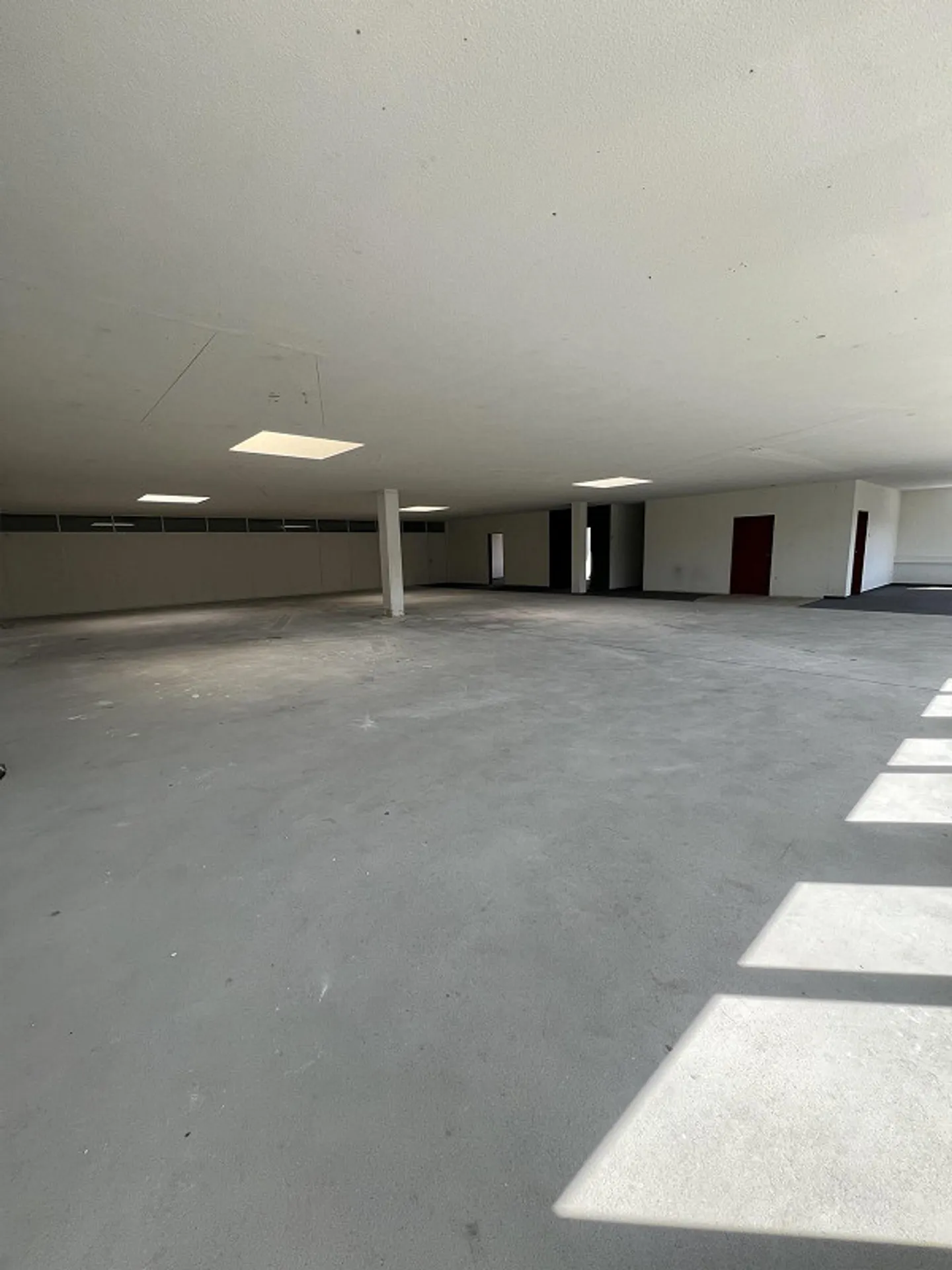 Versatile Usable Space - Photo 2 of 10