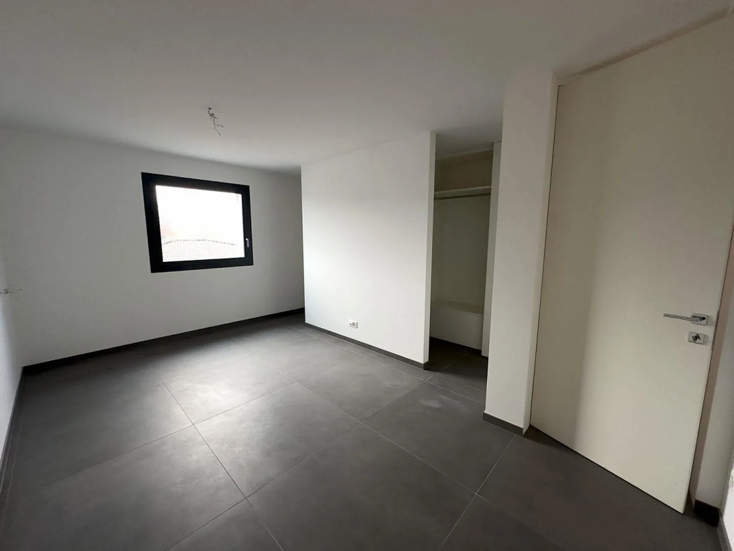 Appartement spacieux 1 chambre avec terrasse dans une nouvelle résidence suisse ... - Photo 9 sur 12