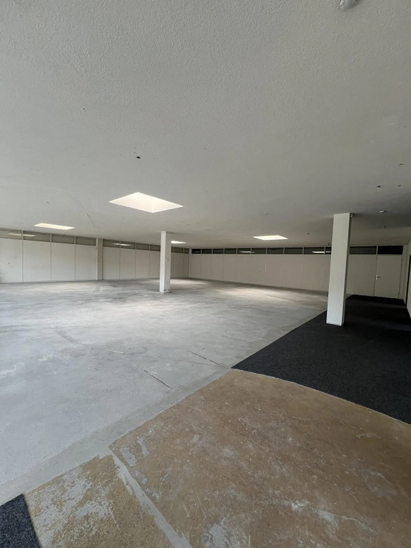 Versatile Usable Space - Photo 3 of 10