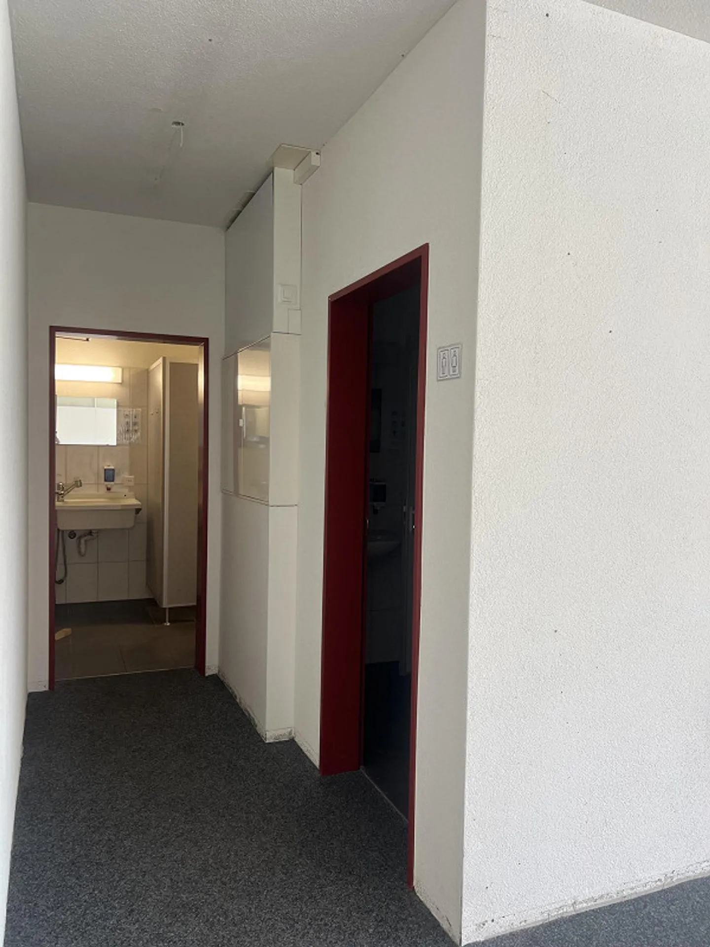 Versatile Usable Space - Photo 6 of 10