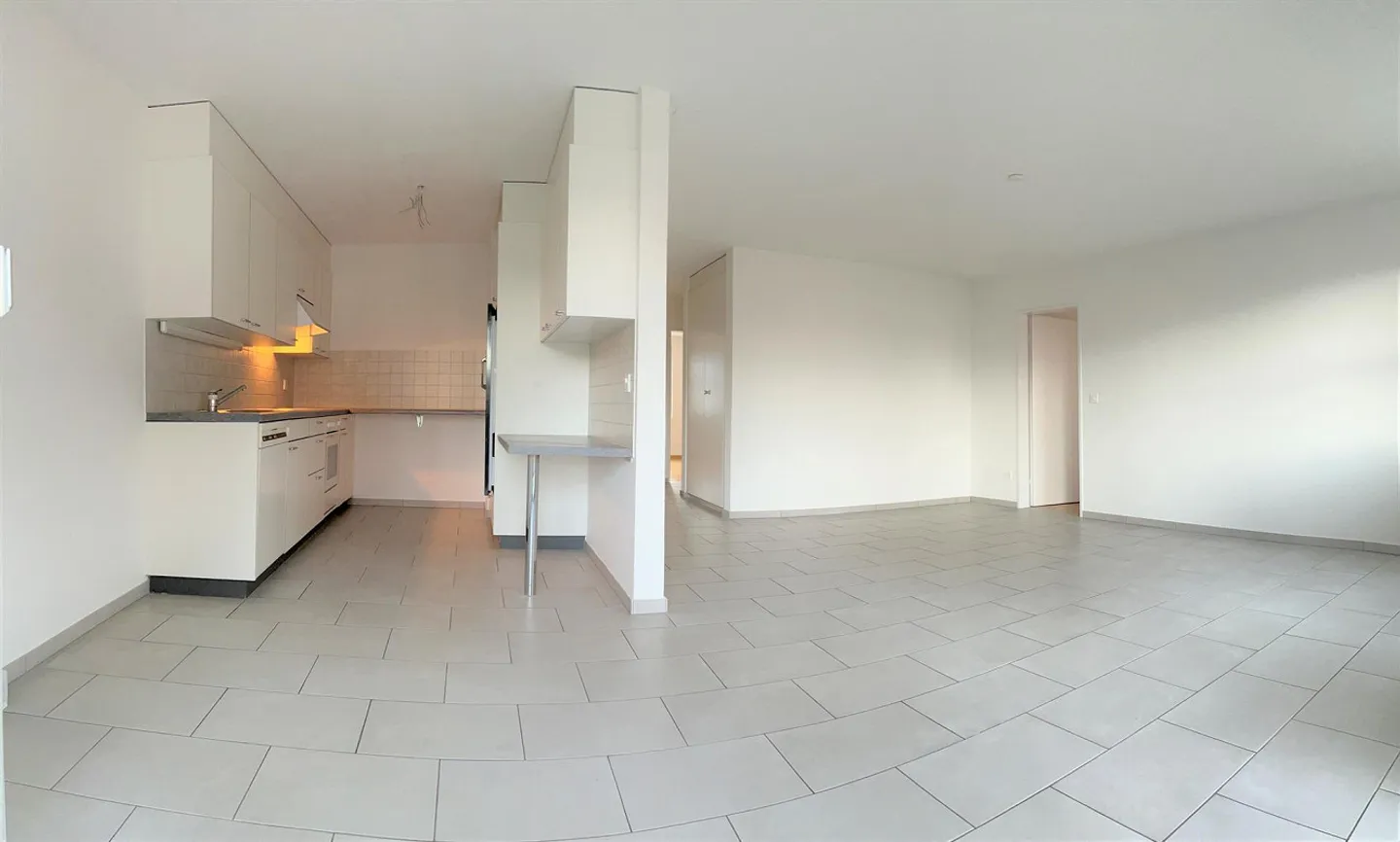 Bright 4½-room apartment - Photo 2 of 11