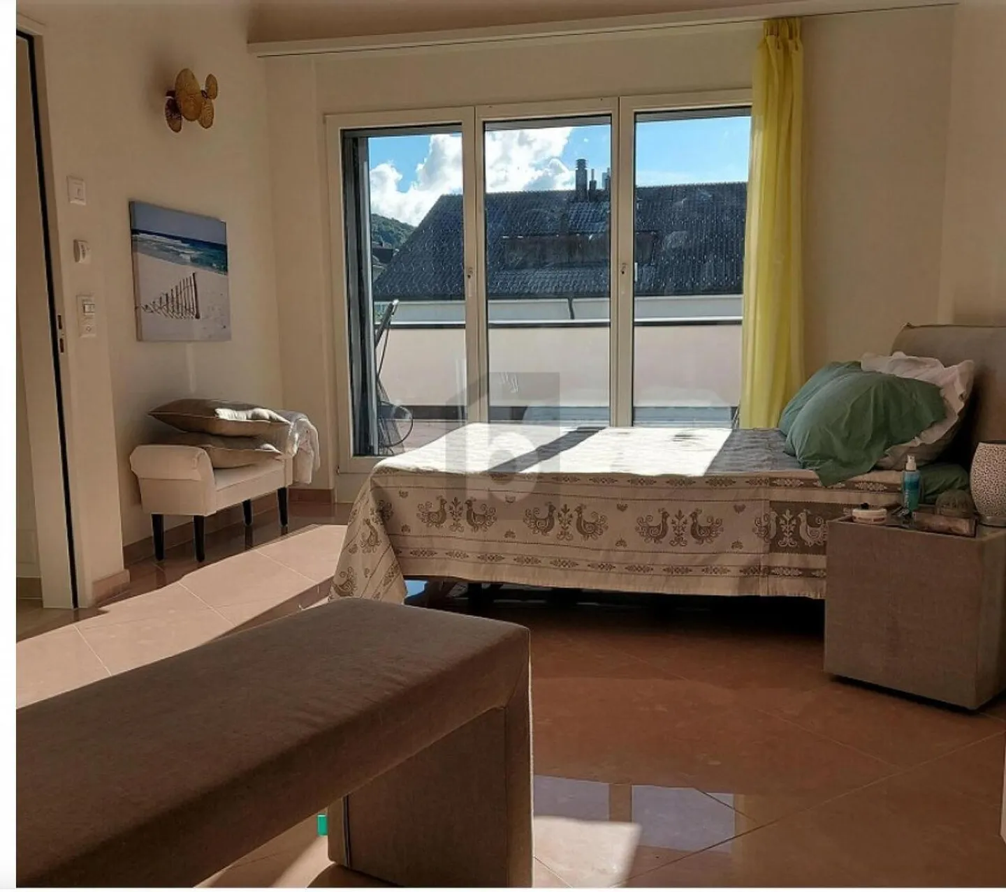 FAMILY FRIENDLY AND SPACIOUS - Photo 4 of 6
