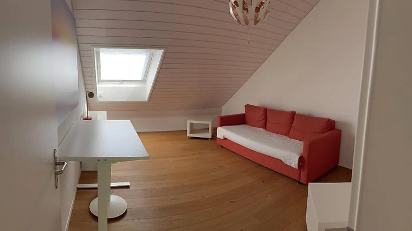 APPARTEMENT 3½ PIÈCES À ALCHENFLÜH (BE), MEUBLÉ - Photo 5 sur 8