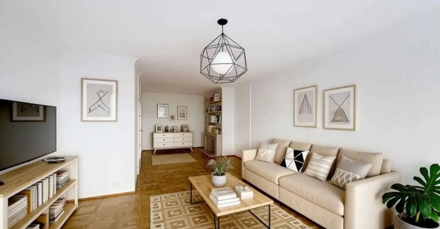 Beautiful renovated apartment in a quiet area, close to Parc Bertrand - Photo 1 of 7
