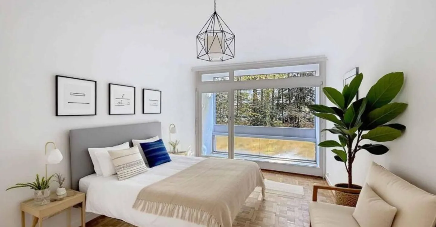 Beautiful renovated apartment in a quiet area, close to Parc Bertrand - Photo 5 of 7