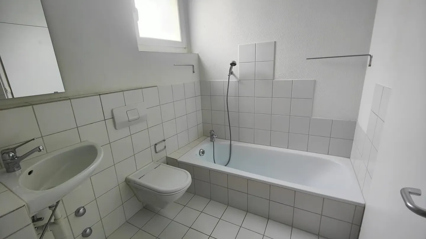 Appartement en duplex lumineux de 4,5 pièces au rez-de-jardin et au 1er étage avec véranda - Photo 10 sur 10