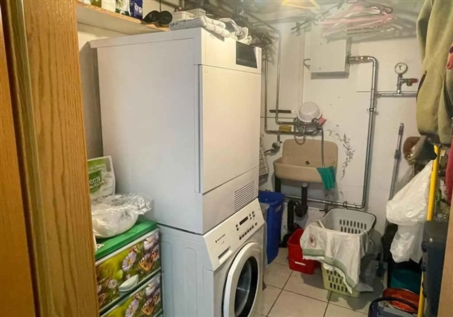 «Casa su 3 livelli con giardino» - Foto 17 di 20