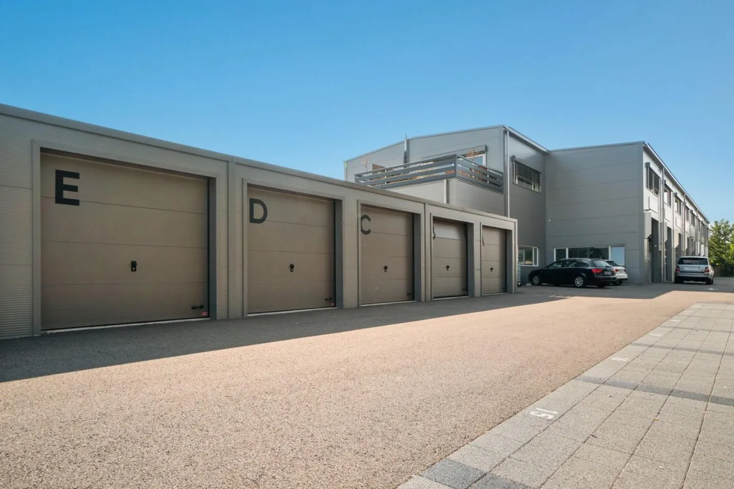 Commerce 2 pièces - Photo 6 of 18