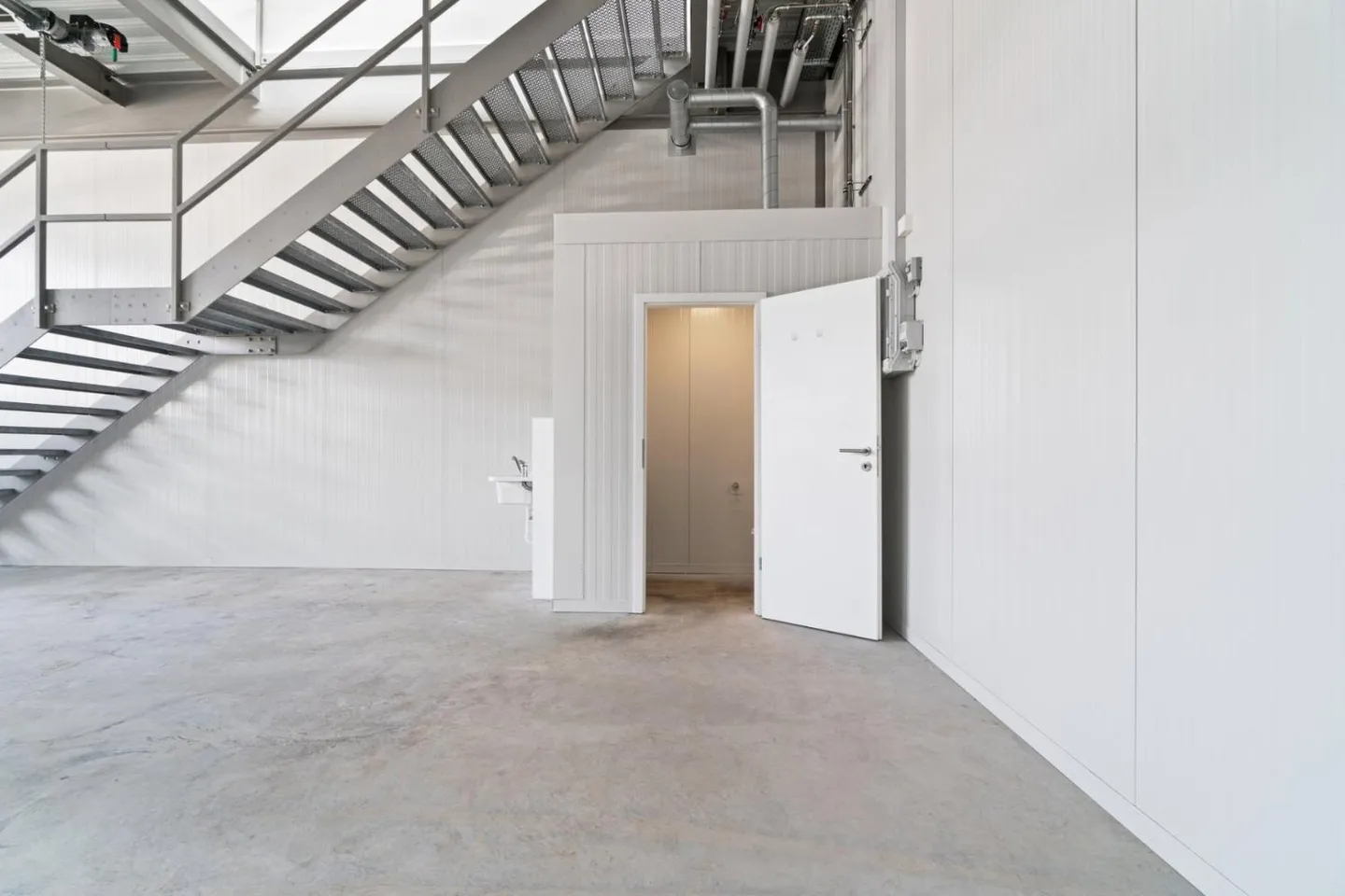 Commerce 2 pièces - Photo 10 of 18