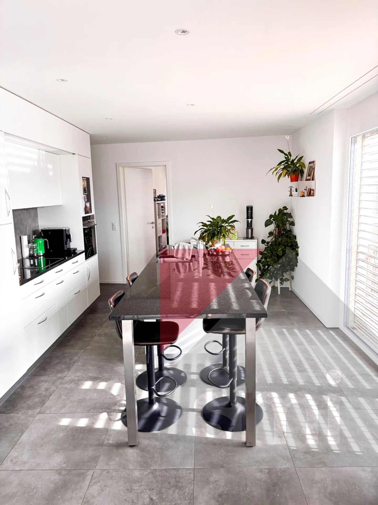 Very nice 4.5 room apartment in the center of Bulle, superb sunlight! - Photo 4 of 10