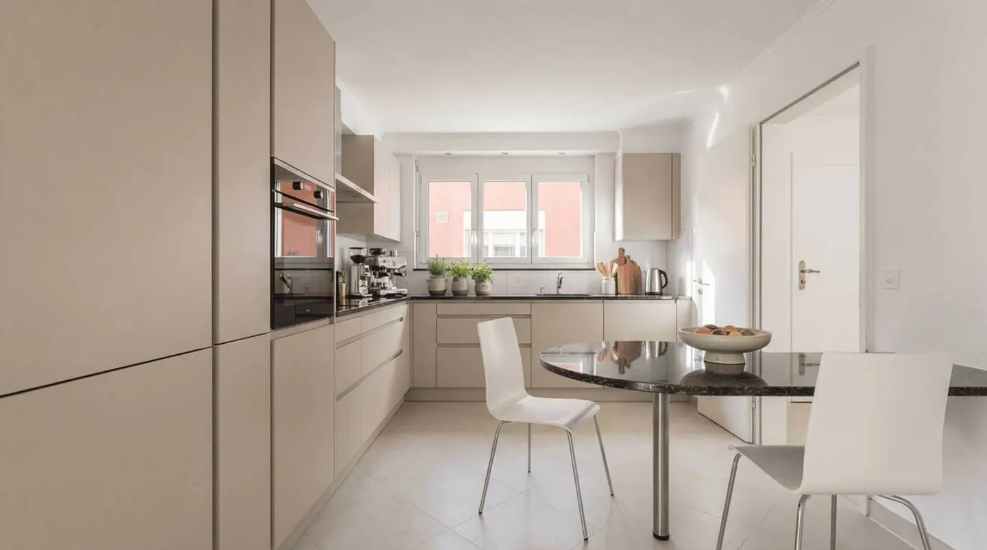 La Transformation - Espace, Confort et Vue Panoramique sur le Lac et les Alpes - Photo 7 sur 13