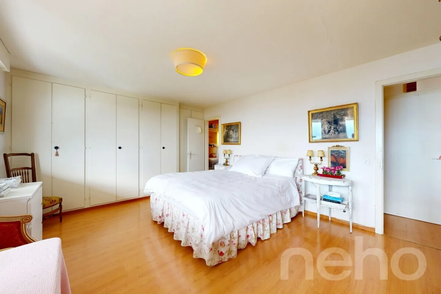 Panoramic view and private garden - an exceptional living environment! - Photo 10 of 12