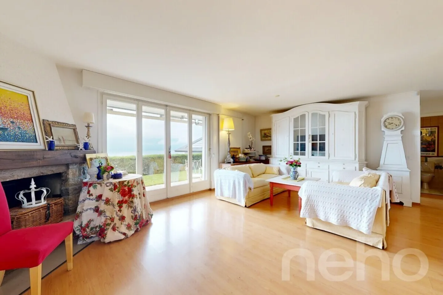 Panoramic view and private garden - an exceptional living environment! - Photo 12 of 12