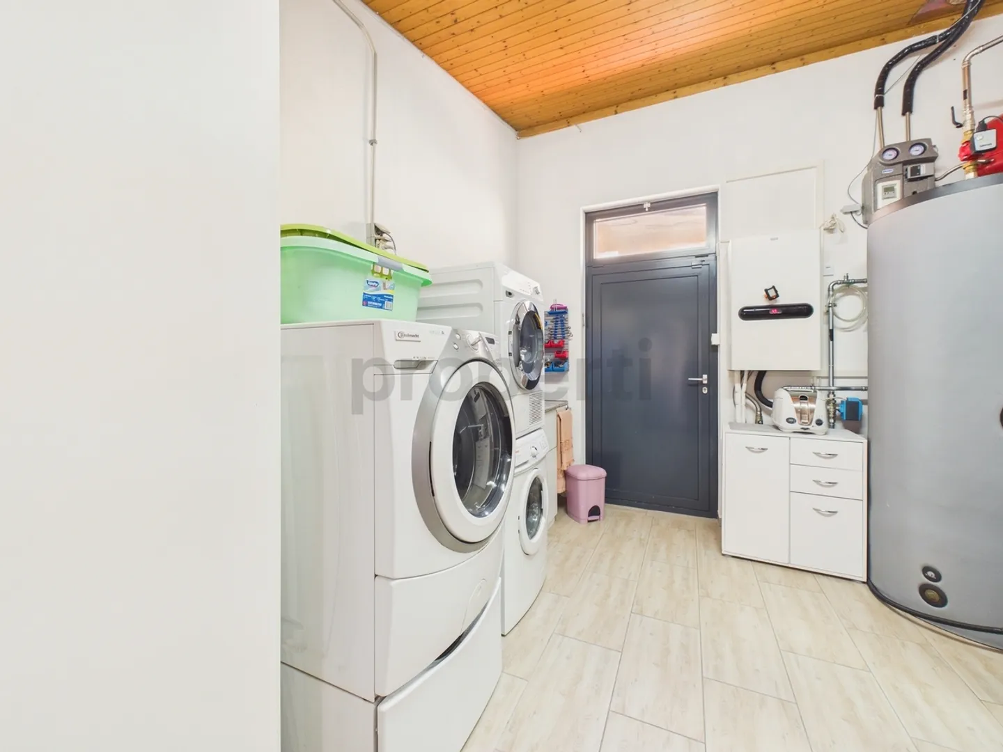 Maison individuelle élégante de 5,5 pièces avec patio à Lodrino - Riviera - Photo 12 sur 13