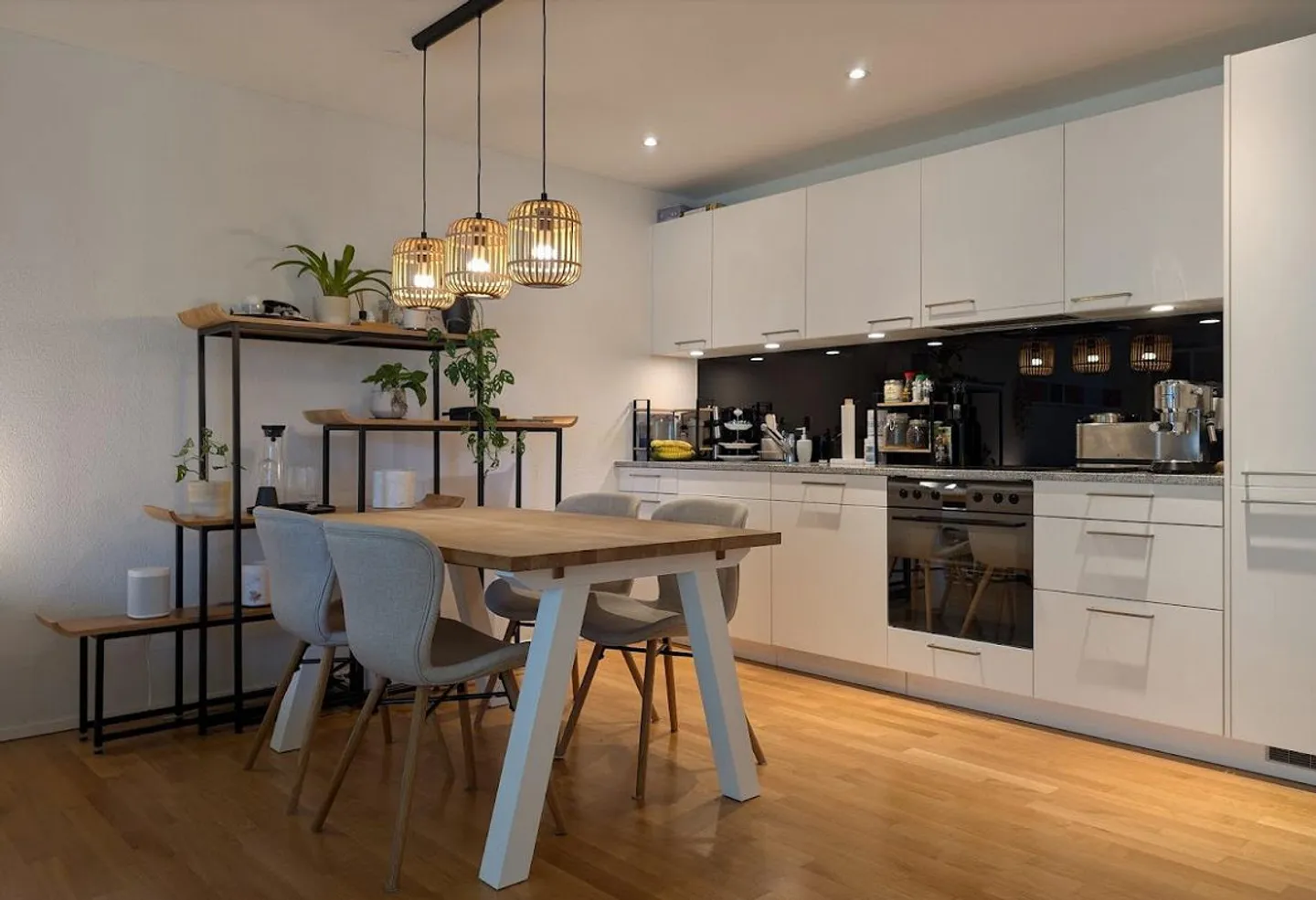 The perfect single apartment is looking for you! - Photo 1 of 7