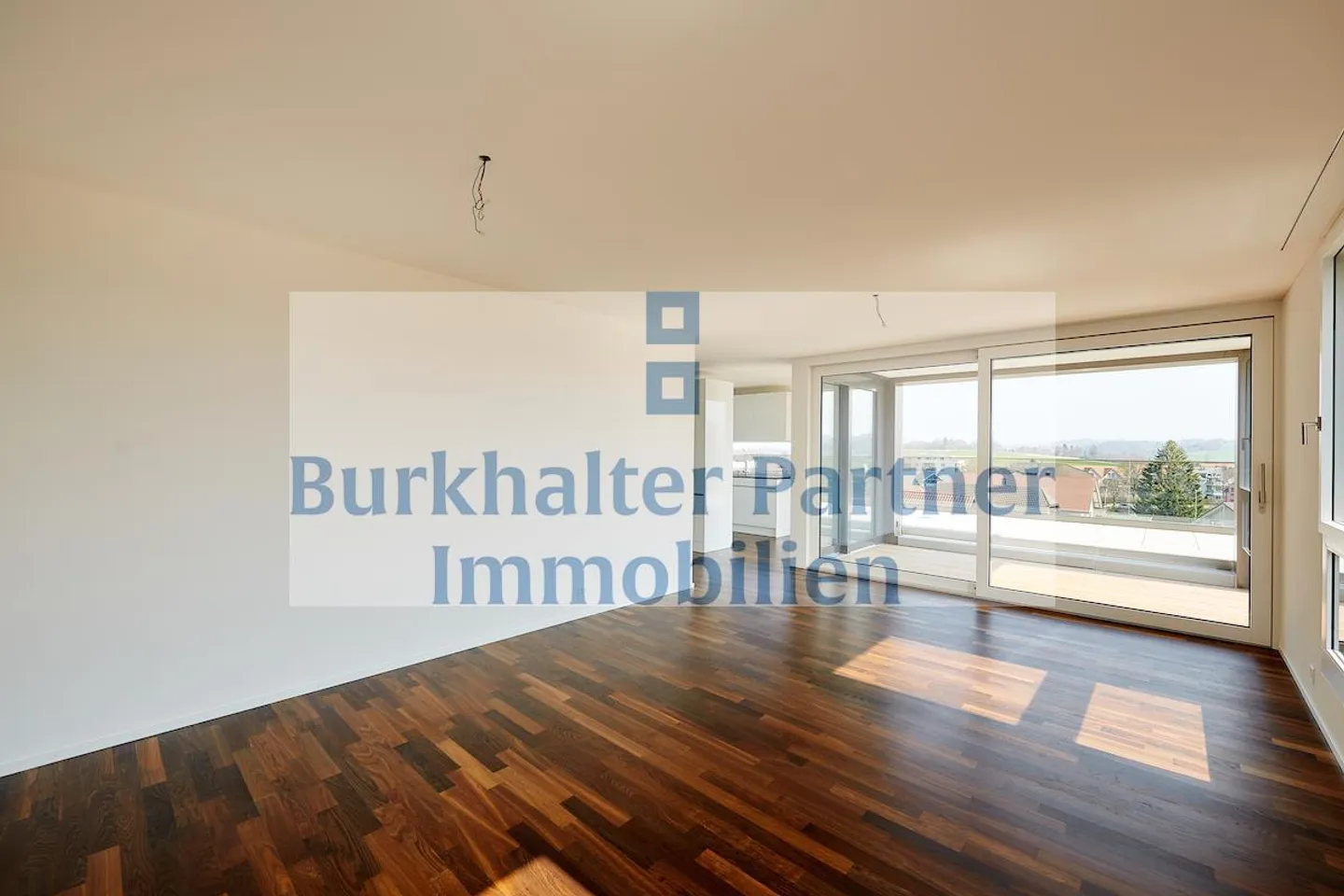 Vous cherchez un grand appartement en attique ? - Photo 4 sur 6